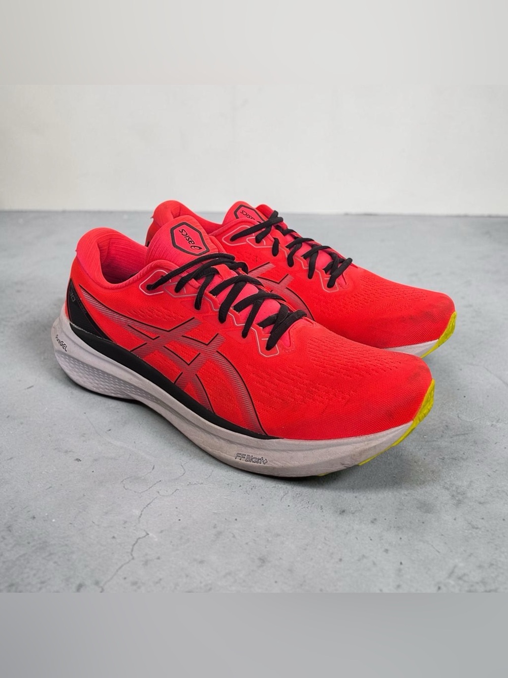 ASICS Men’s Gel Kayano 30 Red Running Shoes Size 11